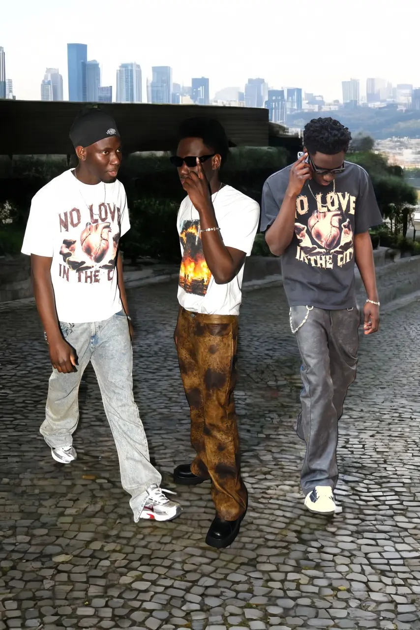 nolove shirts banner